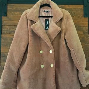 NWT BOOHOO Teddy fur coat